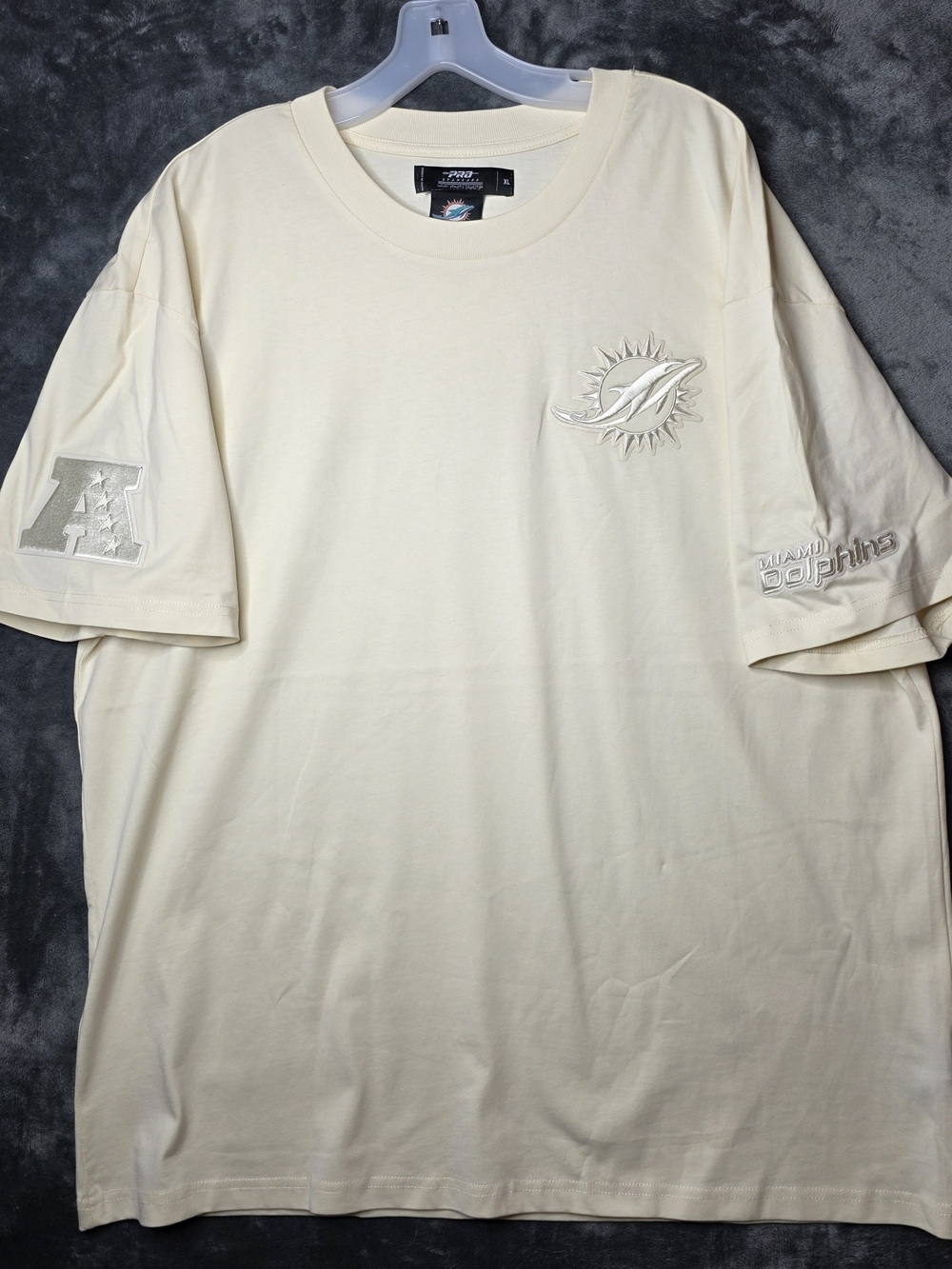 Pro Standard Miami Dolphins Embroided Neutral Tee in taupe. Sz XL